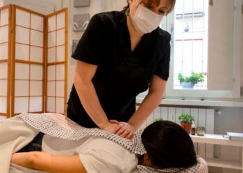 Técnica de masaje holístico Shiatsu Madrid
